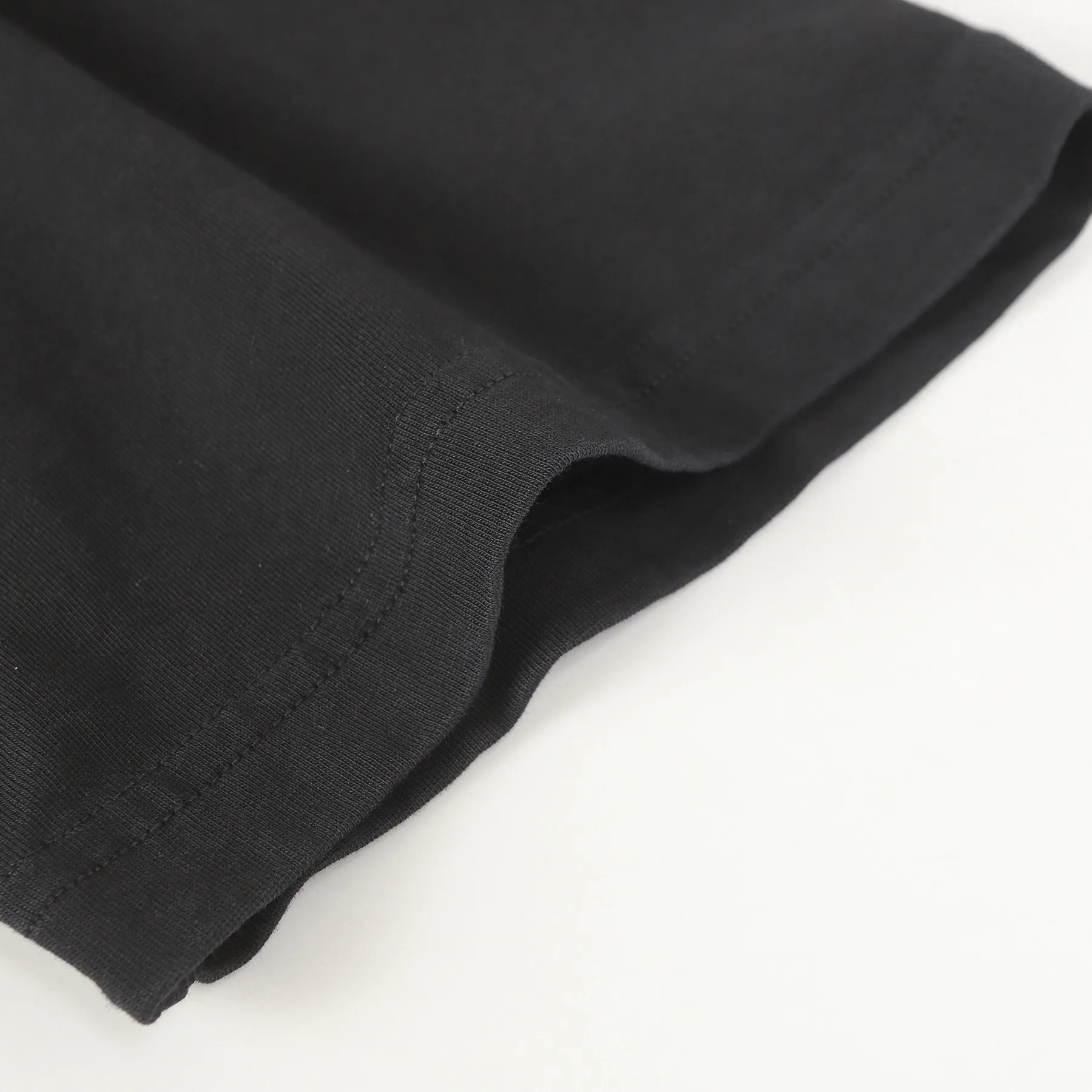 956# Black I P62 In Stock Hellstar T （fabric):32 250 Sizes（size）：S-M- L- X L （colour）： Black